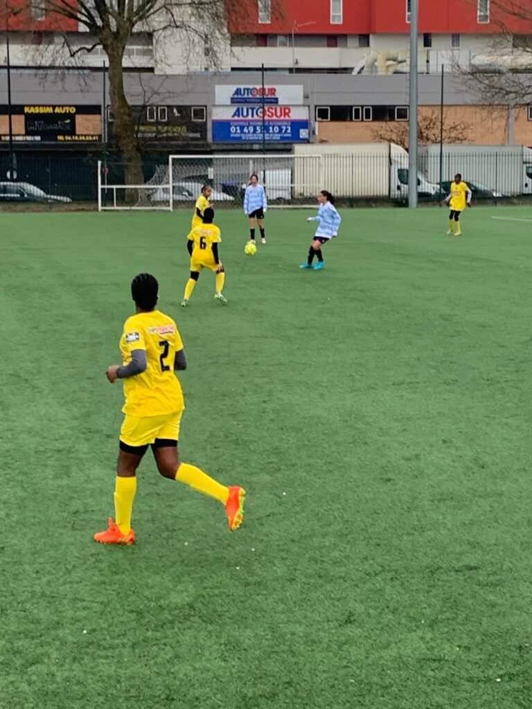 Le RC Saint-Denis en images : match, entraînement et vie du club