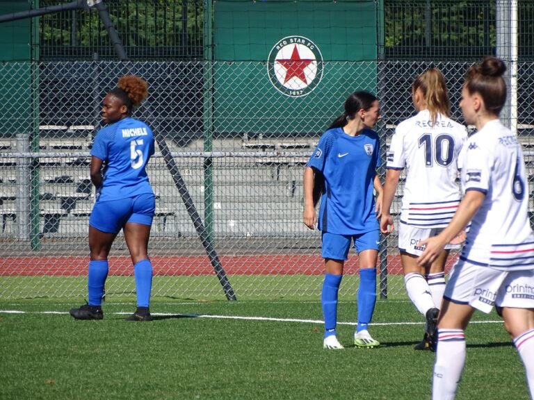 Le RC Saint-Denis en images : match, entraînement et vie du club